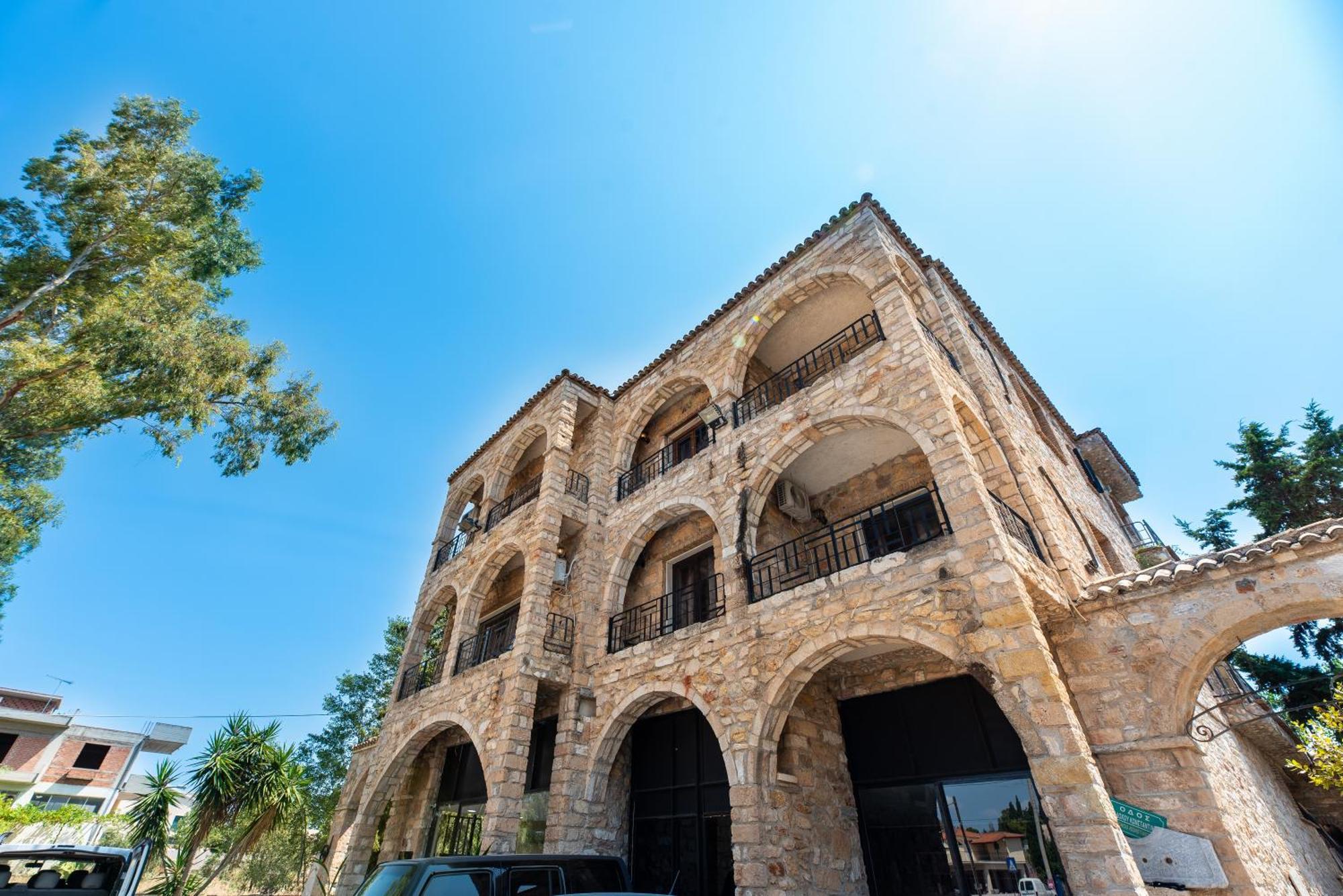 Hotel Stone Palace Near Athen's Airport Free Shuttle From And To Athen's Airport Spáta