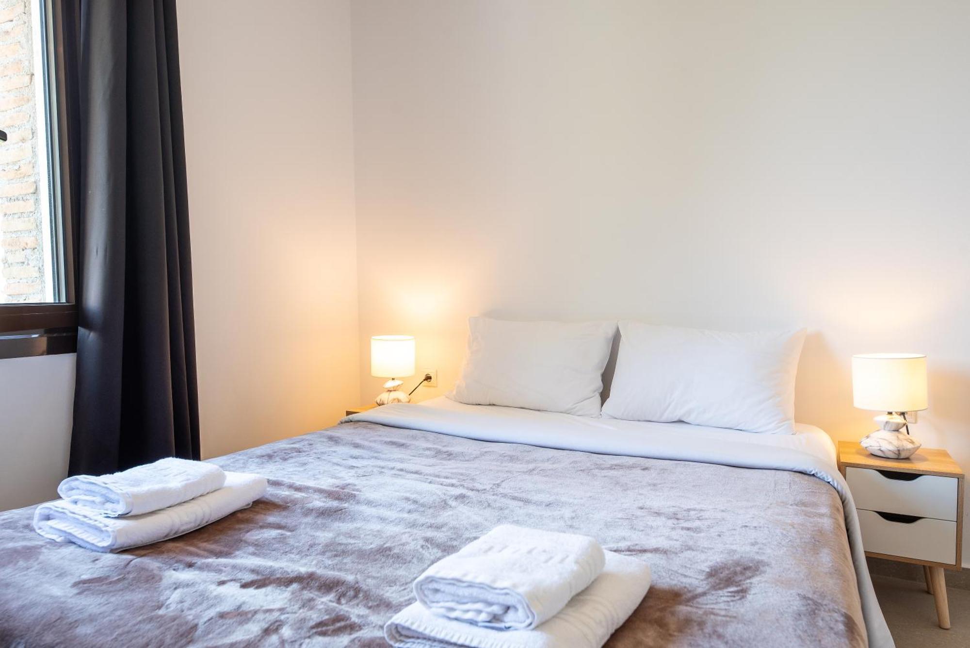 Stone Palace Near Athen's Airport Free Shuttle From And To Athen's Airport