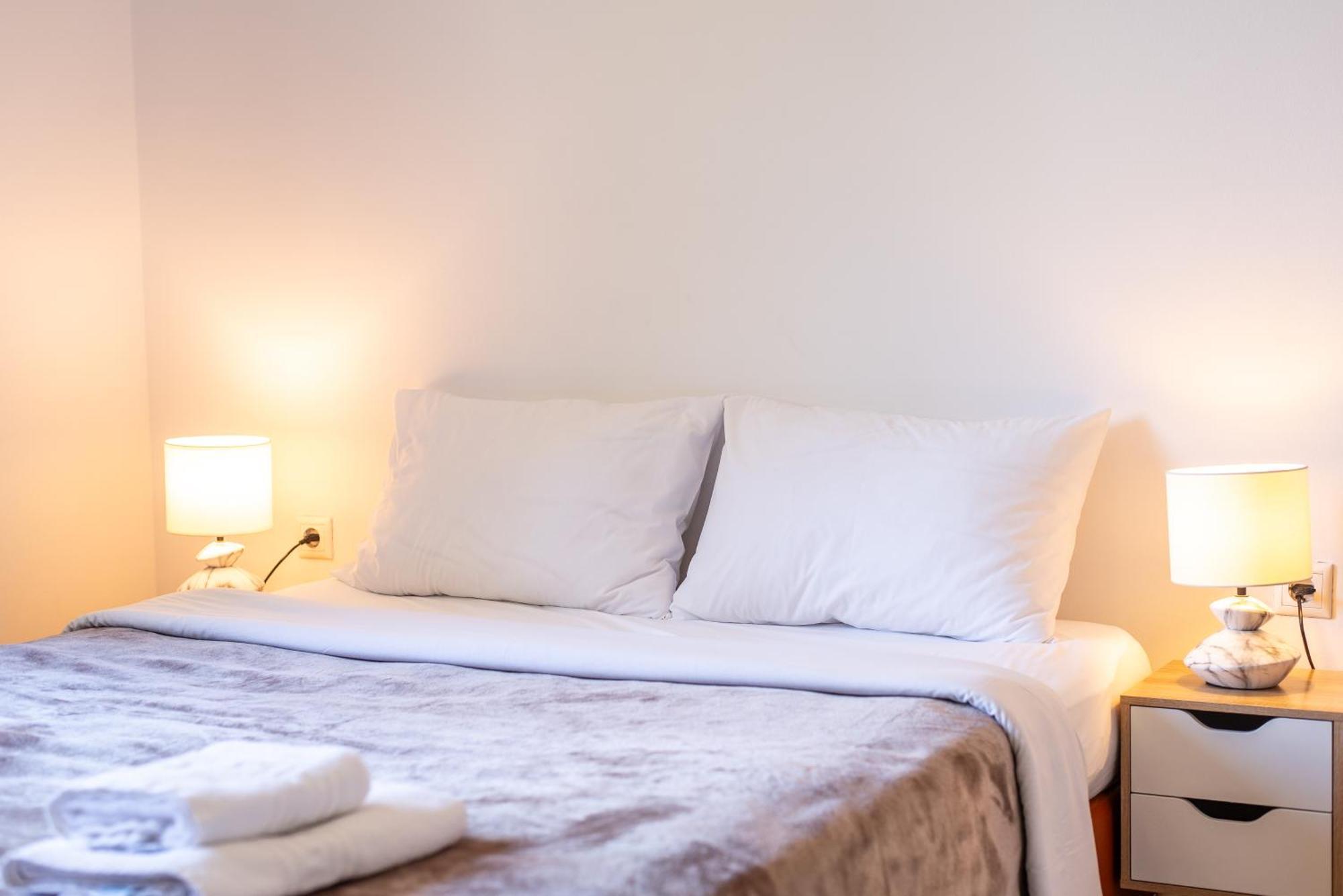 Stone Palace Near Athen's Airport Free Shuttle From And To Athen's Airport Hotel 2*