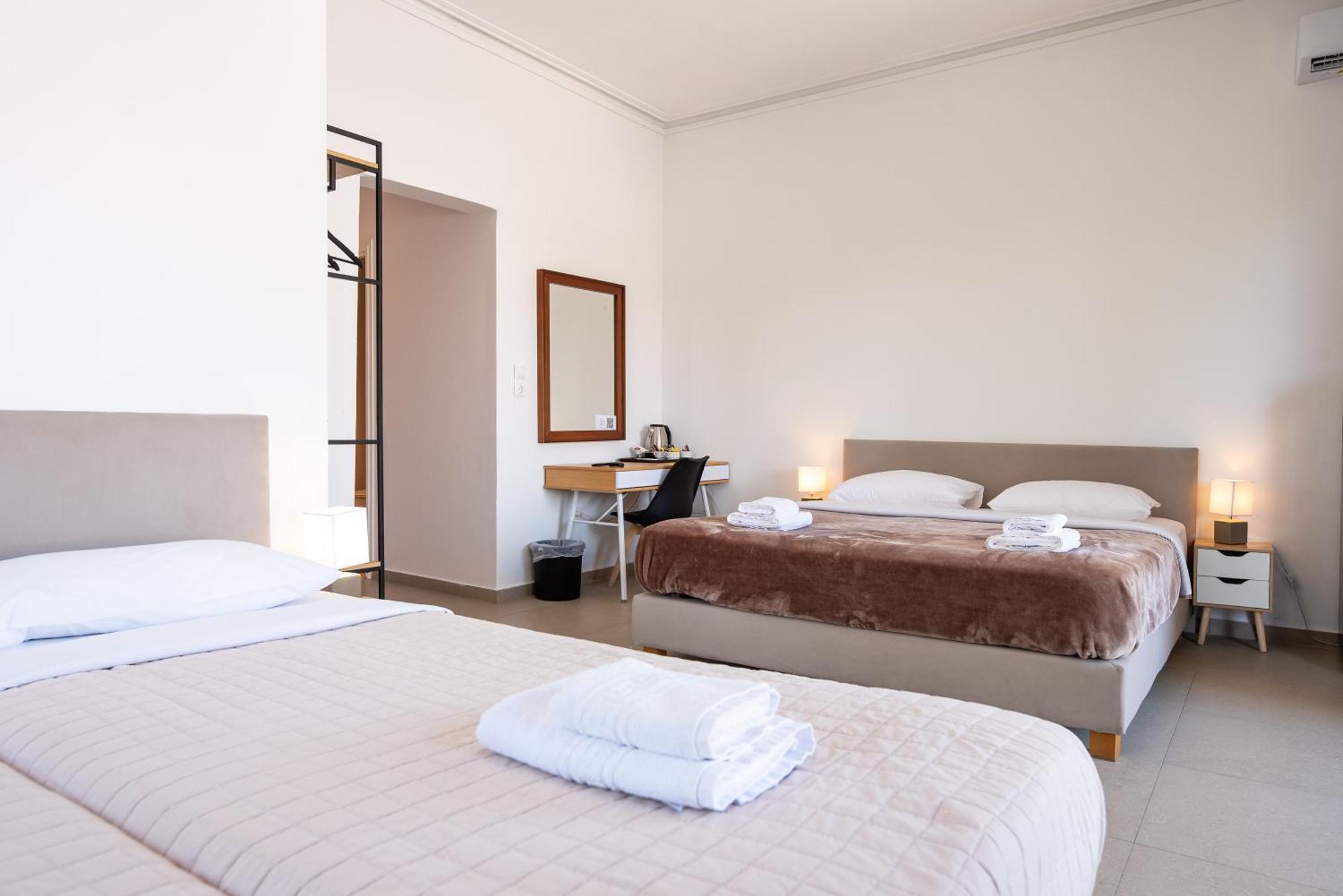 Hotel Stone Palace Near Athen's Airport Free Shuttle From And To Athen's Airport 2*