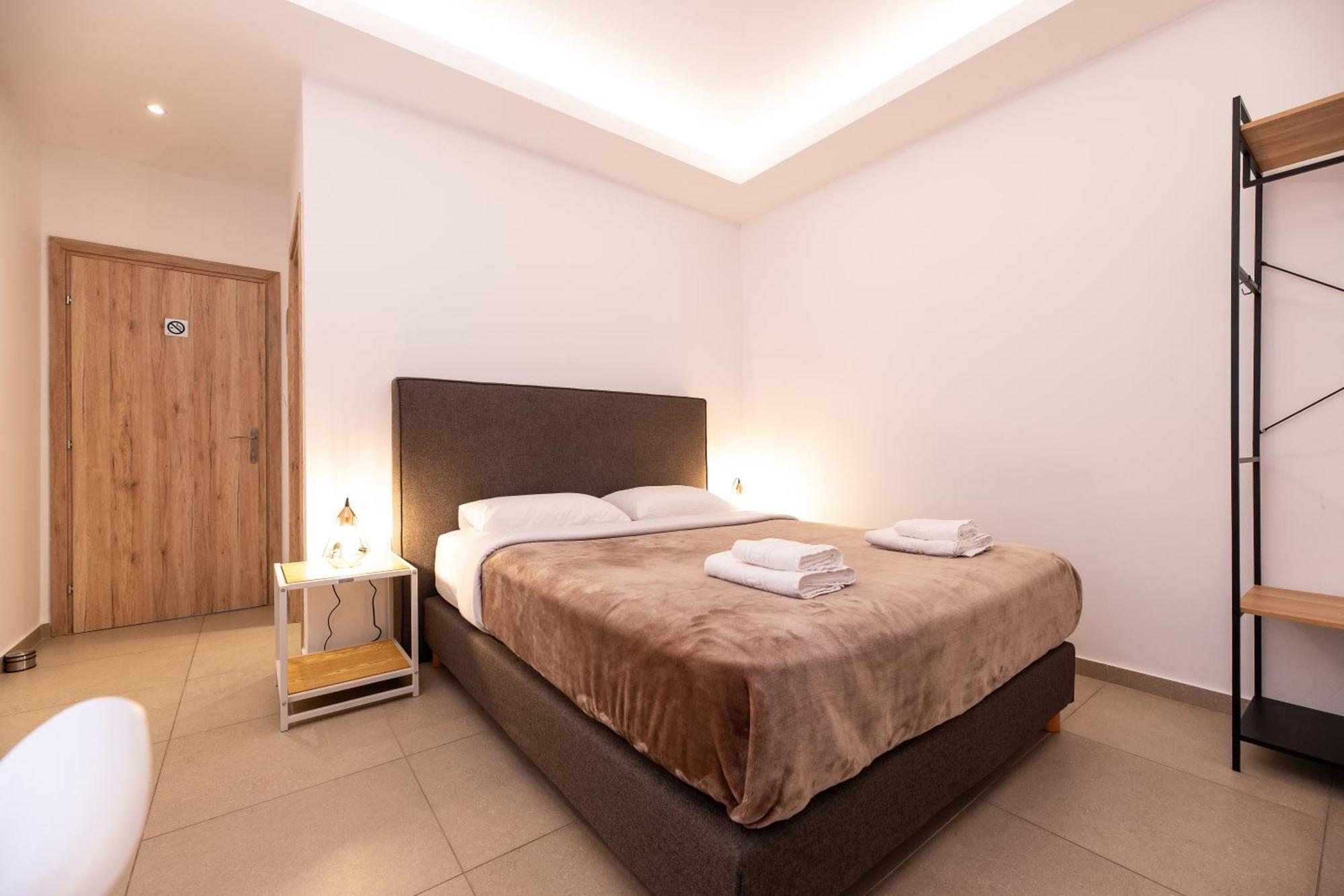 Hotel Stone Palace Near Athen's Airport Free Shuttle From And To Athen's Airport