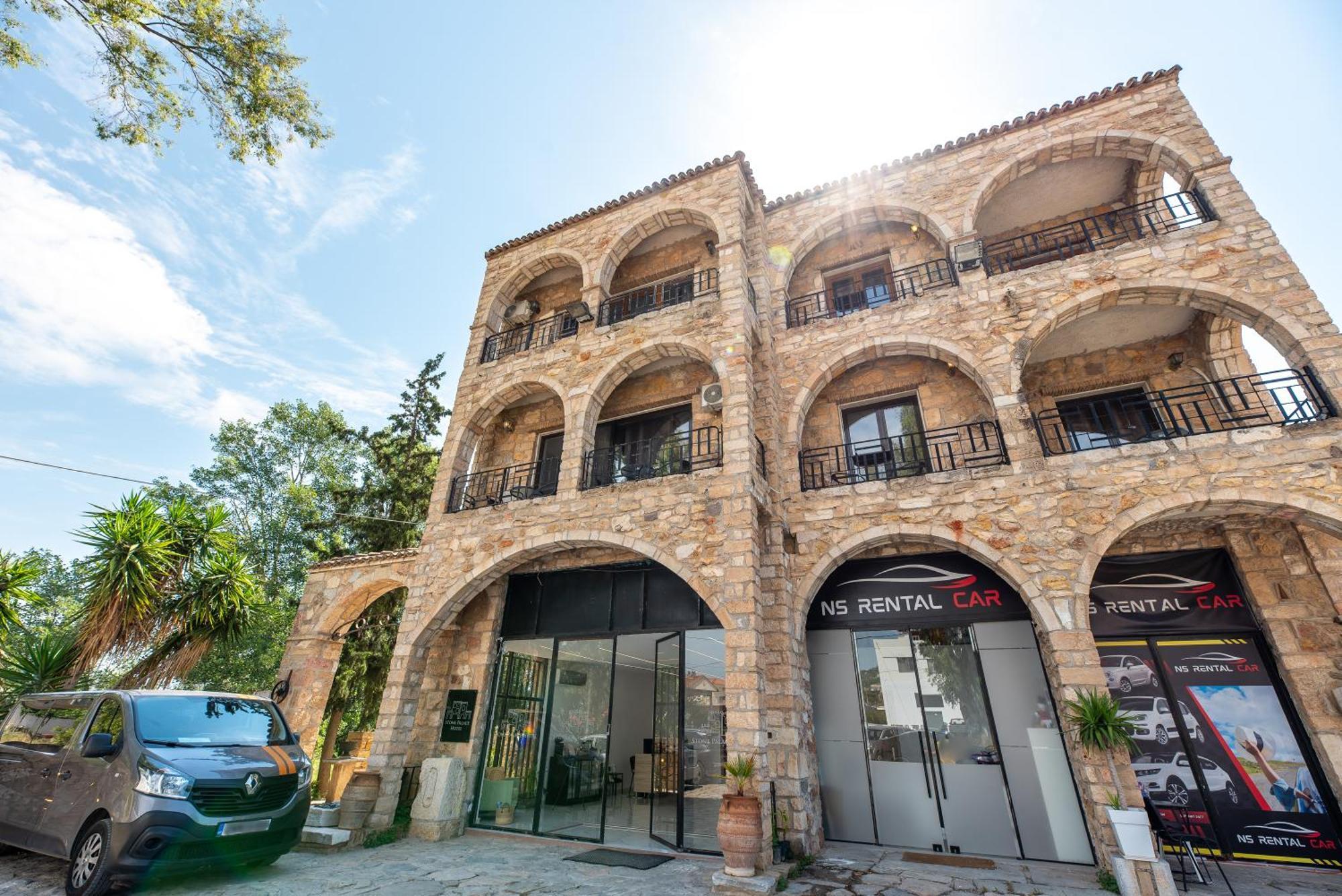 Stone Palace Near Athen's Airport Free Shuttle From And To Athen's Airport Hotel 2*